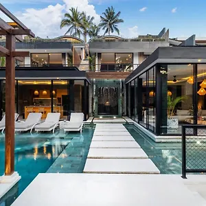 https://the-waterfall-jungle-villa.ubudhotelsnow.com